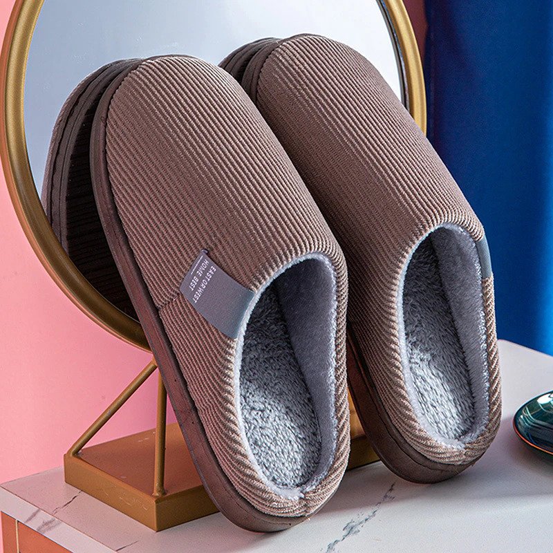 Aspen Indoor Slippers | Warm Winter Slippers for Men and Women