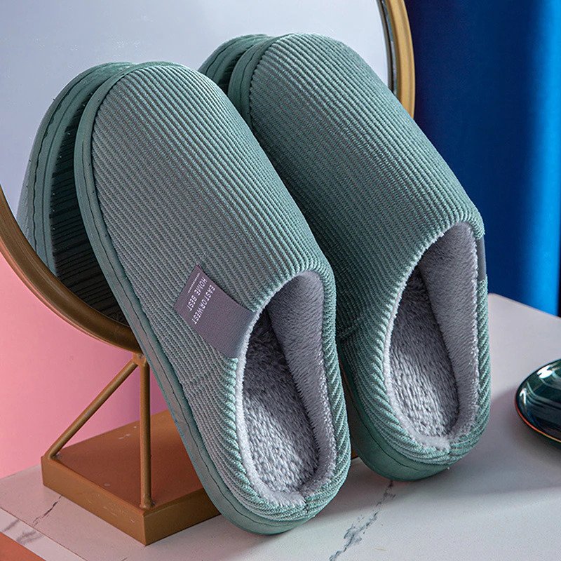 Aspen Indoor Slippers | Warm Winter Slippers for Men and Women