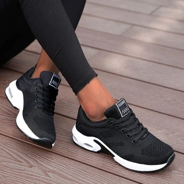 Orthopedic athletic shoes for women